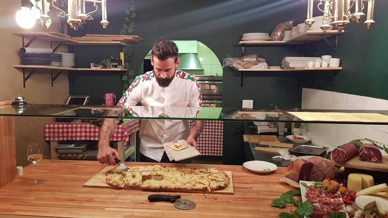 Flavio, maestro pizzaiolo